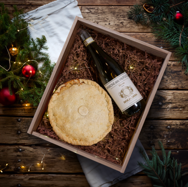 5 Vines Wooden Gift Box 20 cm Pot Pie Pie Junkie